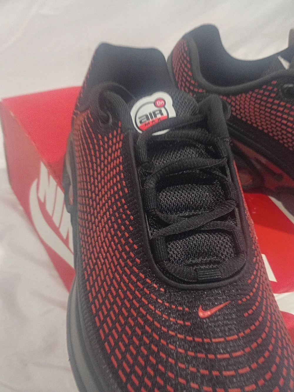Nike Air Max DN (GS) Box - Red / White